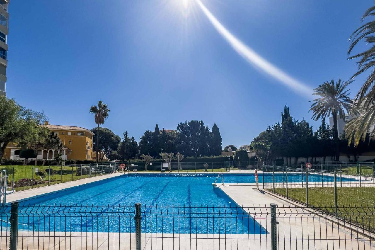 Apartamento Acogedor, Terraza, Piscina Y Mar Беналмадена Екстериор снимка